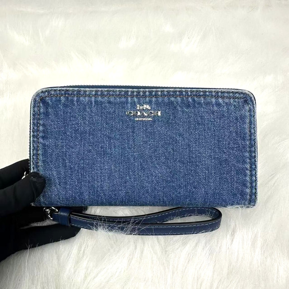 Coach Long Zip Around Wallet Wristlet In Silver /Indigo Denim CAO79 NWT - Picture 1 of 7